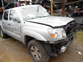 2011 Toyota Tacoma SR5 Silver Crew Cab 4.0L AT 4WD #Z24599